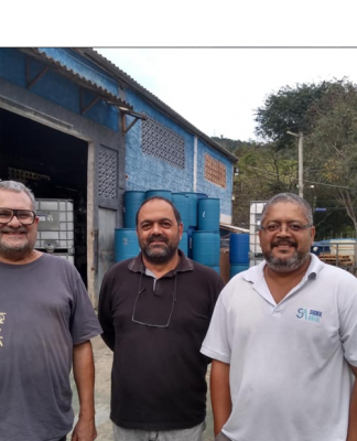 Prefeitura de Areal recebe doação de álcool em gel e desinfetantes, que serão distribuídos para as famílias carentes