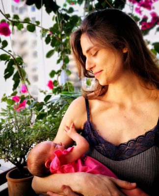 No Dia das Mães artistas da OSTM revelam como a música é importante para os bebês