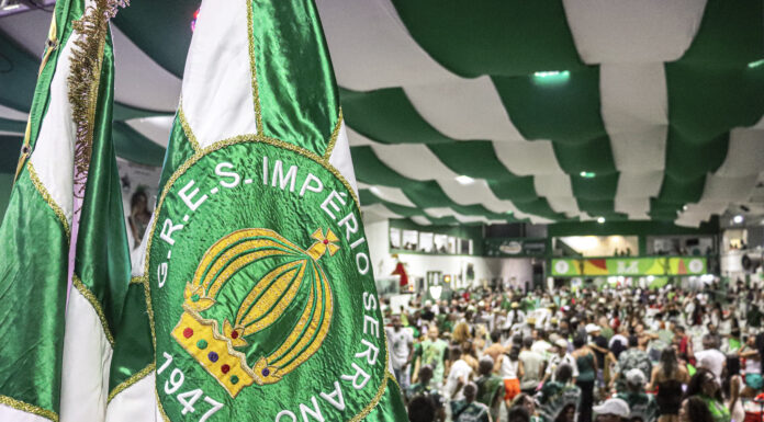 GRES Império Serrano realiza primeiro ensaio nesta terça-feira