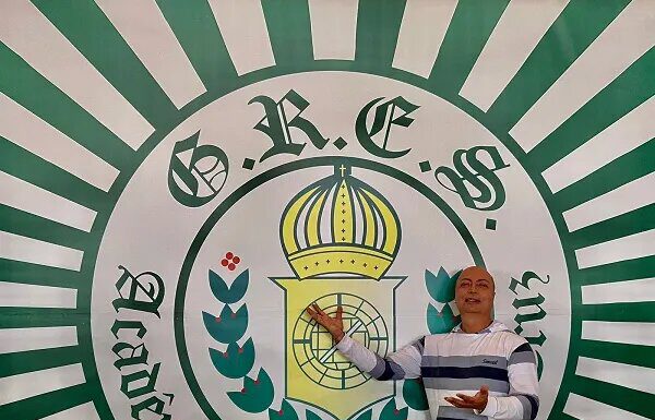 GRES Acadêmicos de Santa Cruz renova com carnavalesco Cid Carvalho