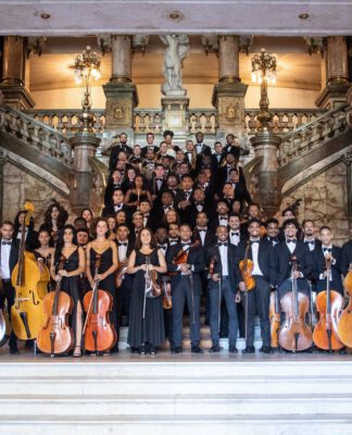 Orquestra Sinfônica Jovem do Rio de Janeiro apresenta repertório consagrado em concerto inédito com Arnaldo Cohen, no Theatro Municipal do Rio de Janeiro