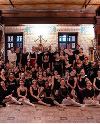 Aulão do Bem de Ballet Clássico realiza edição em prol do Rio Grande do Sul, no Theatro Municipal do Rio de Janeiro