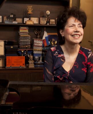 Pianista Eudóxia de Barros na Sala Cecília Meireles