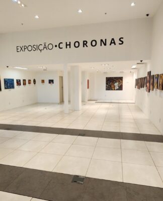 Via Parque Shopping inaugura exposição “Choronas” da artista plástica Juliana Reis
