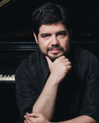 A nova música clássica para piano com Luiz de Simone, no Espaço Guiomar