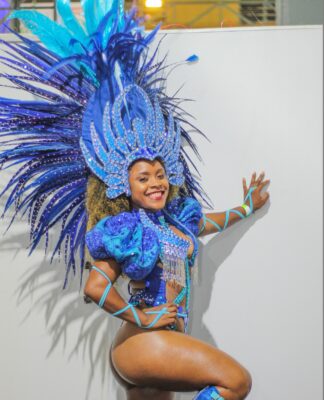 Passista Carine Almeida é a representante da Acadêmicos de Niterói no concurso da corte do Carnaval 2025