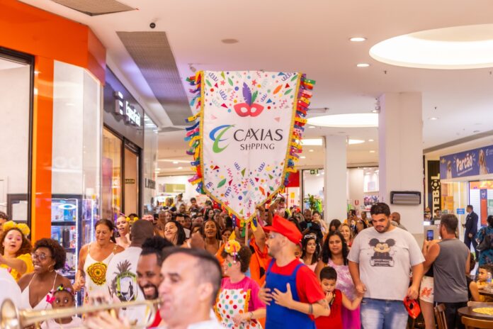 Bailinho de Carnaval no Caxias Shopping 1