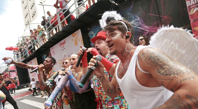 Carnaval de Rua 2025: blocos inauguram a folia oficial no Rio neste sábado