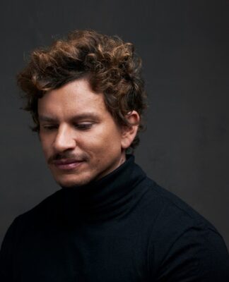 Dante: Da infância em Realengo às grandes criações para o Carnaval, teatro e audiovisual