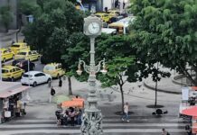 Relógio histórico do Largo da Carioca.