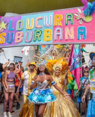 Loucura Suburbana celebra 25 anos de história com exposição no Centro Cultural Futuros