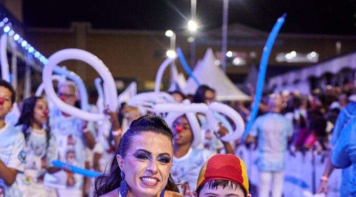 Tatiana Breia celebra nova fase ao acompanhar evolução do seu filho especial no carnaval