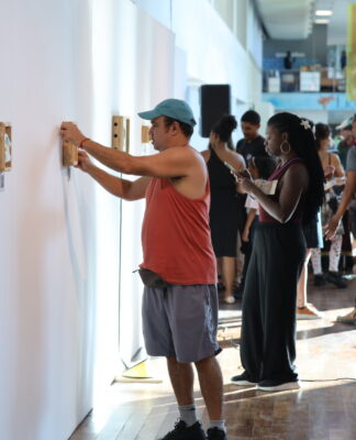 Exposição de arte têxtil “AUTOMATA” ocupa a Biblioteca Parque Estadual, no Centro do Rio