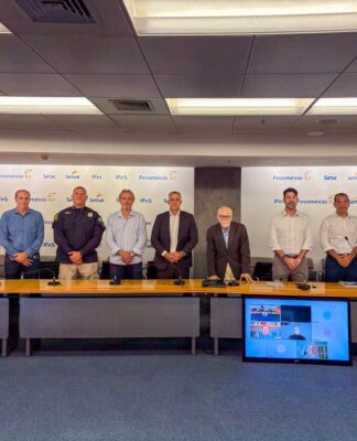Sindicarga apresenta estudo sobre roubo de cargas em reunião na Fecomércio RJ